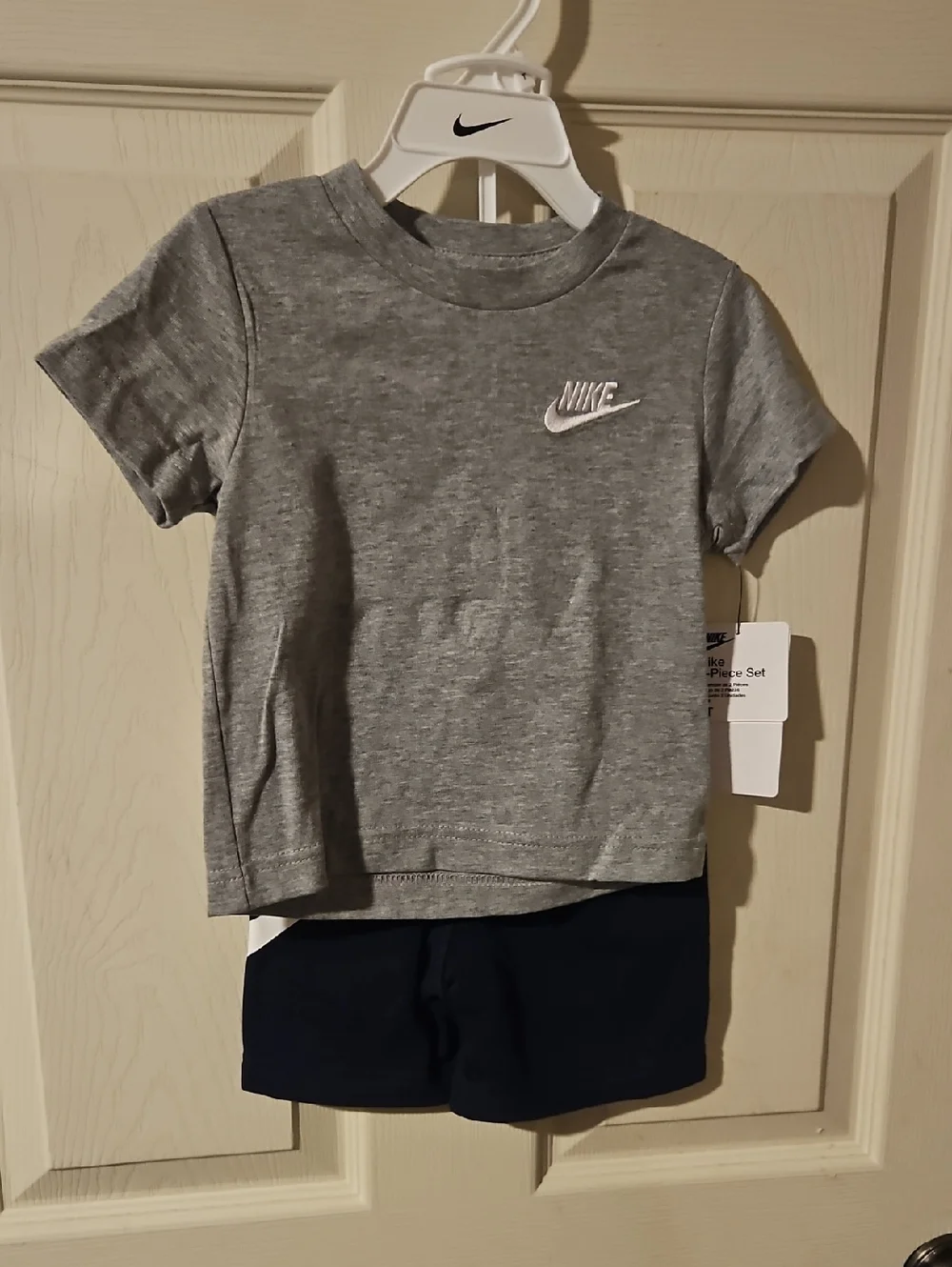 NIKE Toddler Two Piece Set: Gray/Navy: New With Tags: Size 2T